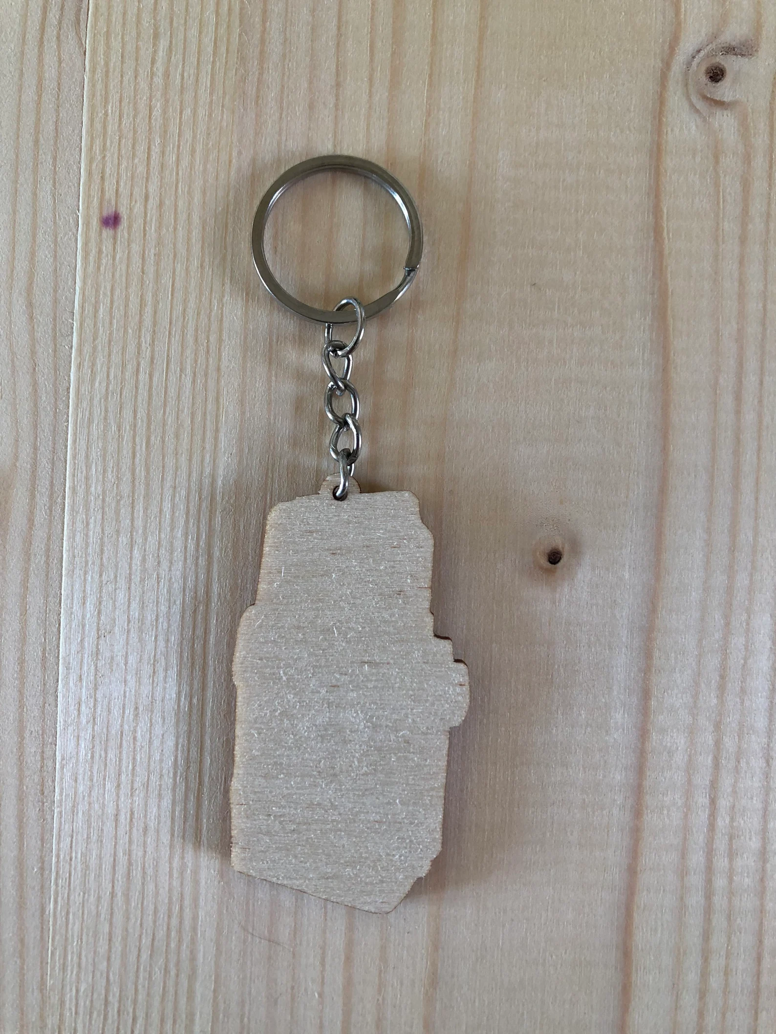 Lubitel Camera Wooden Keyring - Image 3